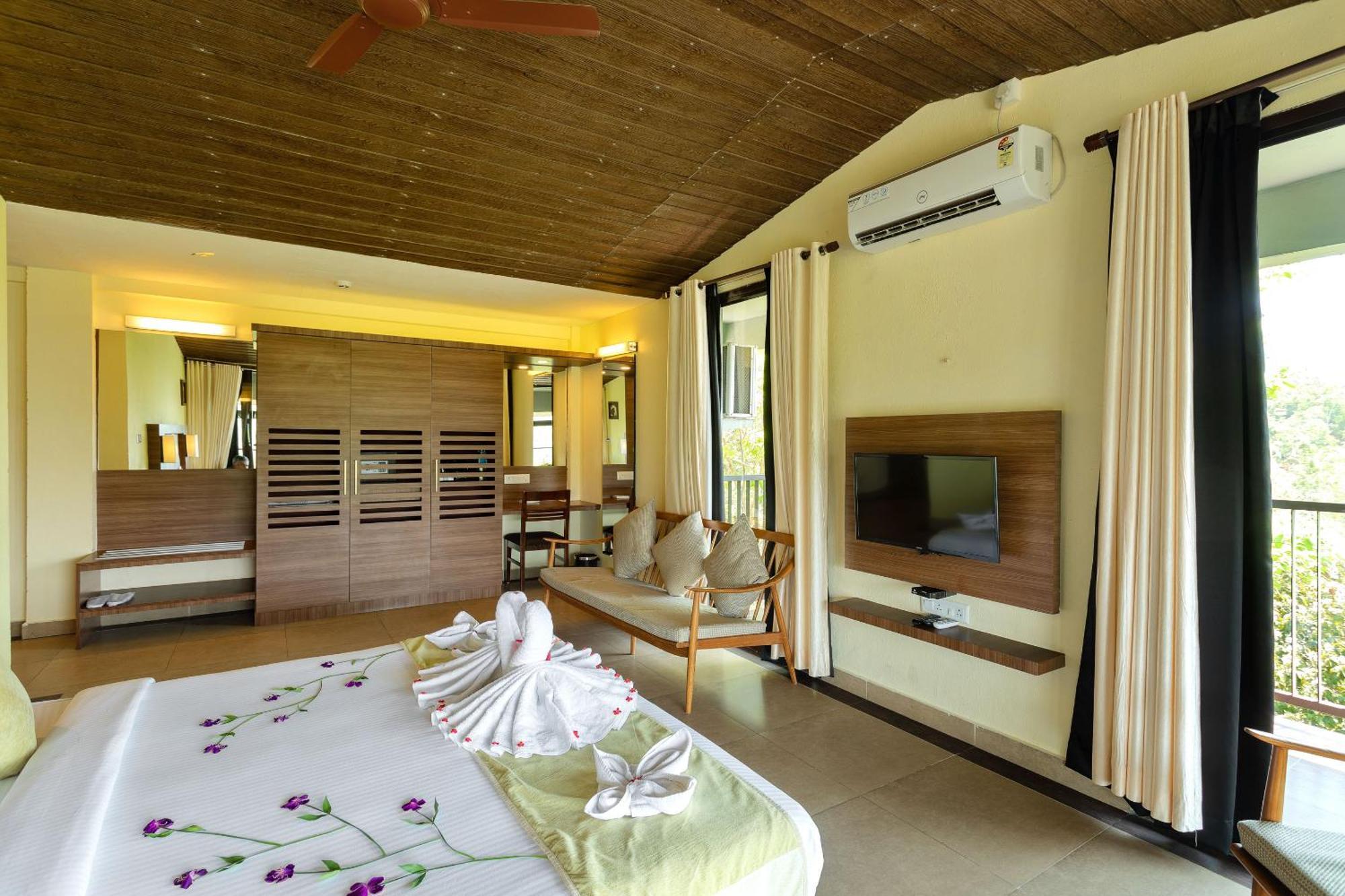The Mountain Courtyard Thekkady Hotel Ngoại thất bức ảnh