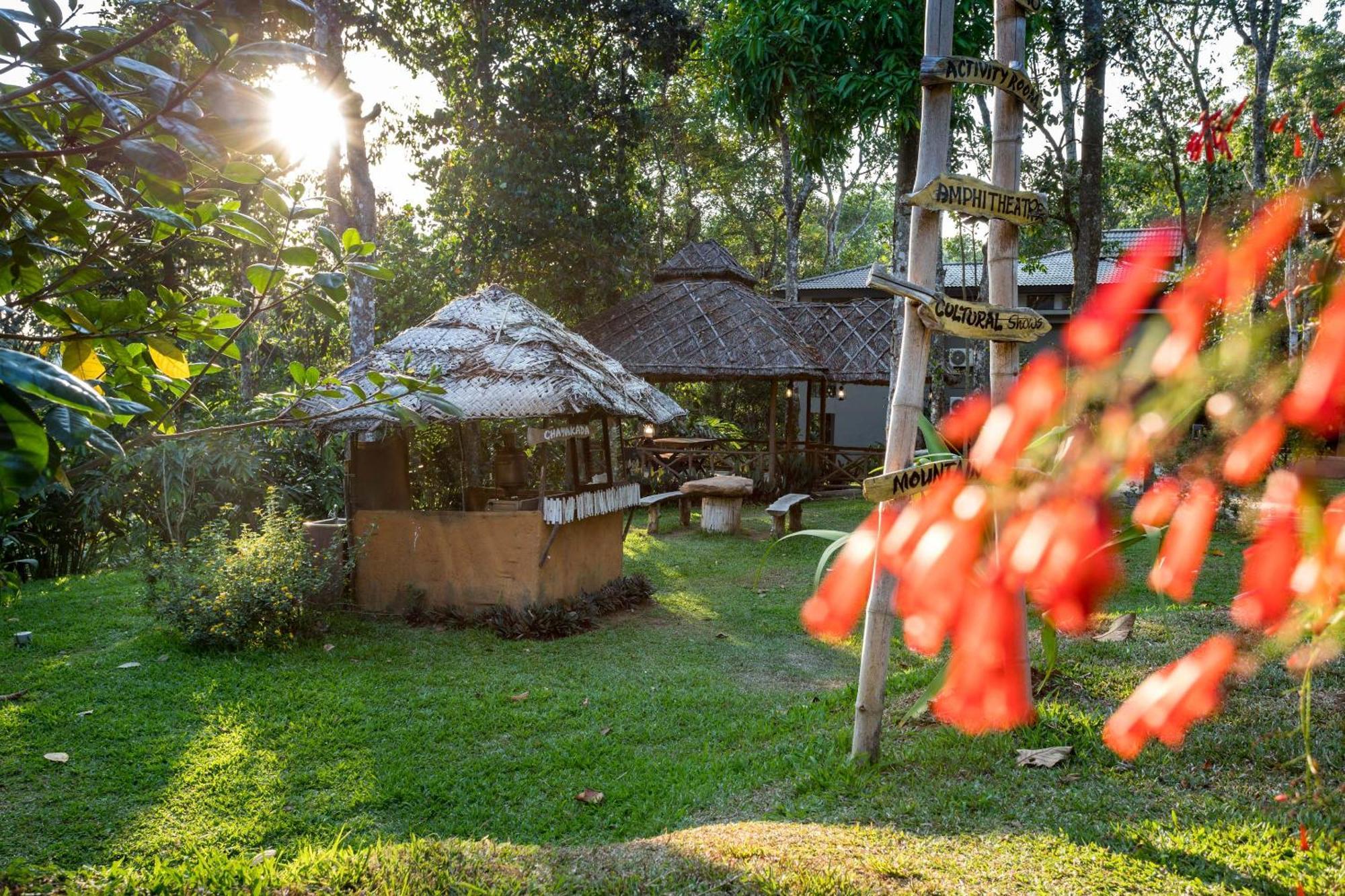 The Mountain Courtyard Thekkady Hotel Ngoại thất bức ảnh