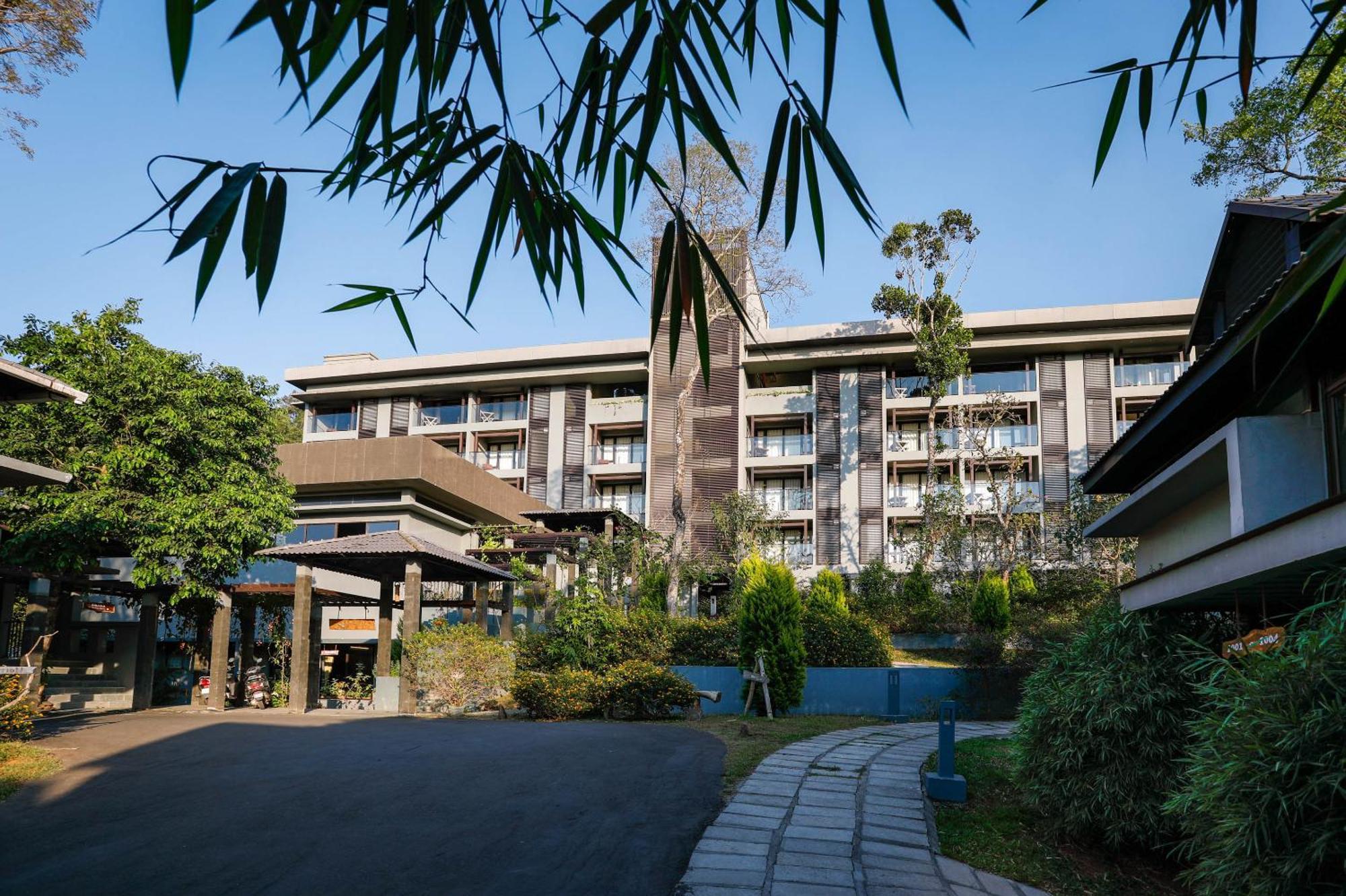 The Mountain Courtyard Thekkady Hotel Ngoại thất bức ảnh